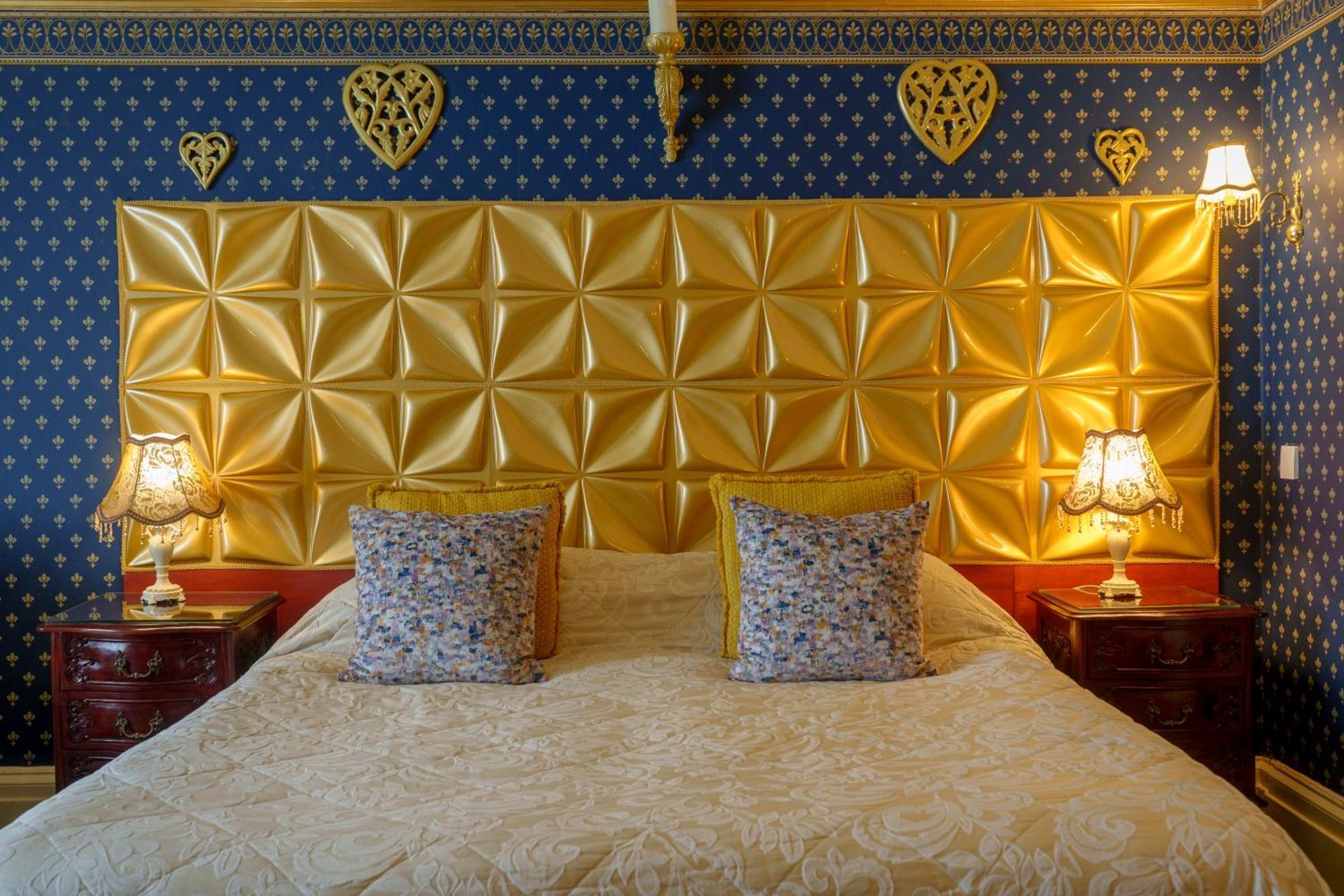 Harrisons Hall Bed & Breakfast Hotel Mold Bagian luar foto